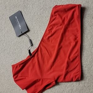 PrettyLittleThing Swim Top